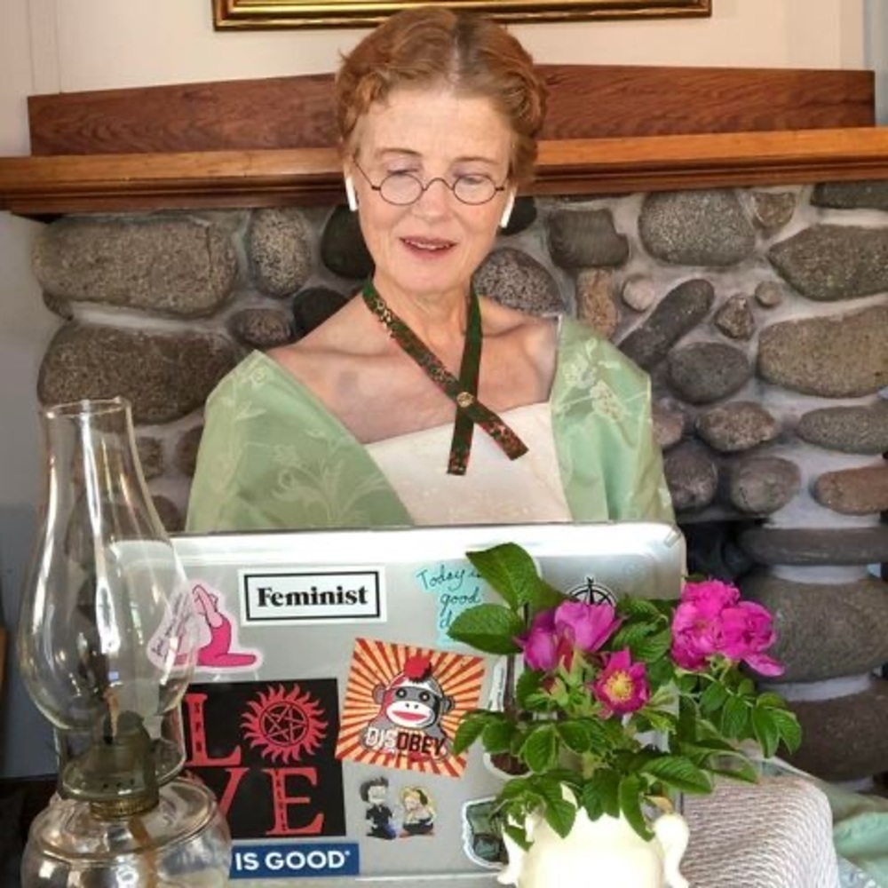 Meet your Posher, Heather